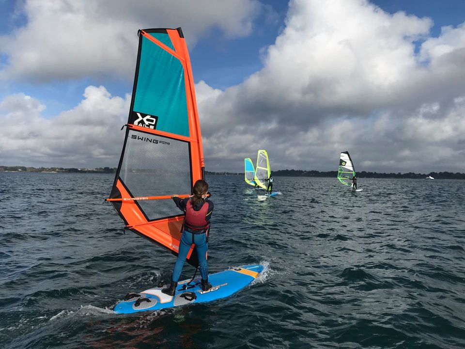 Cours et stages de planche a voile Larmor Baden Golfe du Morbihan